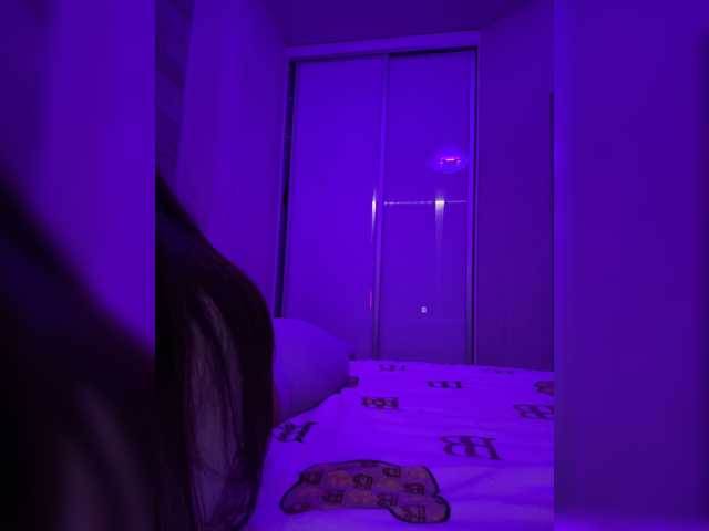 sweetkira25 live cam on BongaCams