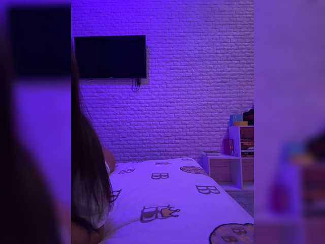sweetkira25 live cam on BongaCams