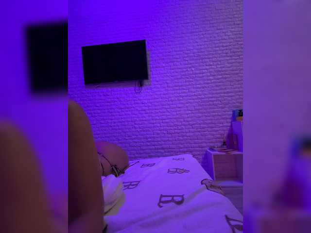 sweetkira25 live cam on BongaCams