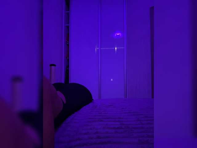 sweetkira25 live cam on BongaCams