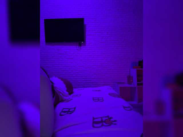 sweetkira25 live cam on BongaCams