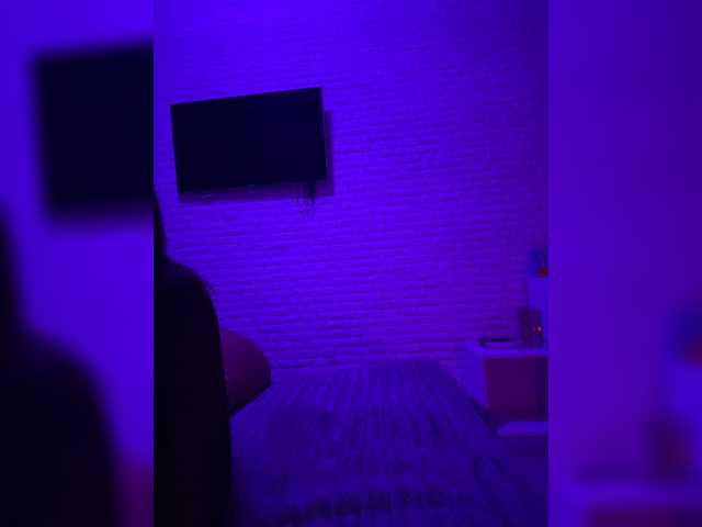 sweetkira25 live cam on BongaCams