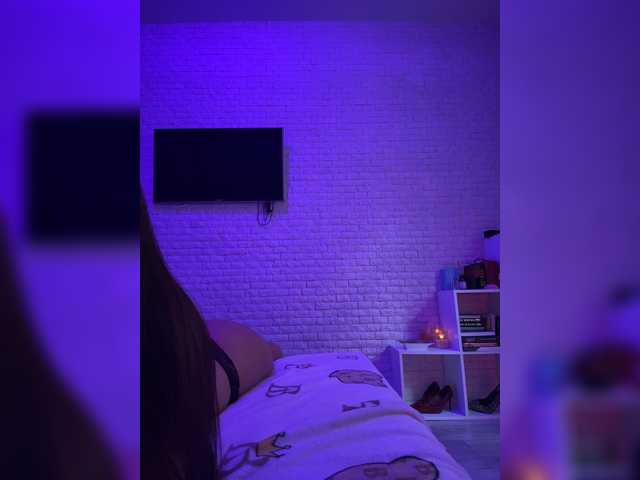 sweetkira25 live webcam show