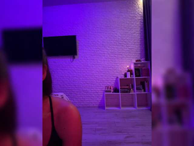 sweetkira25 live cam on BongaCams