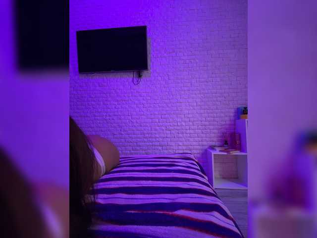 sweetkira25 live cam on BongaCams