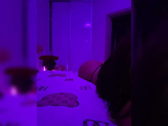 sweetkira25 live cam on BongaCams