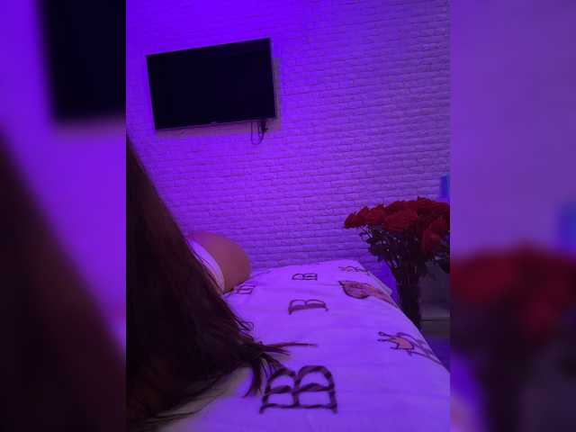 sweetkira25 live sex show