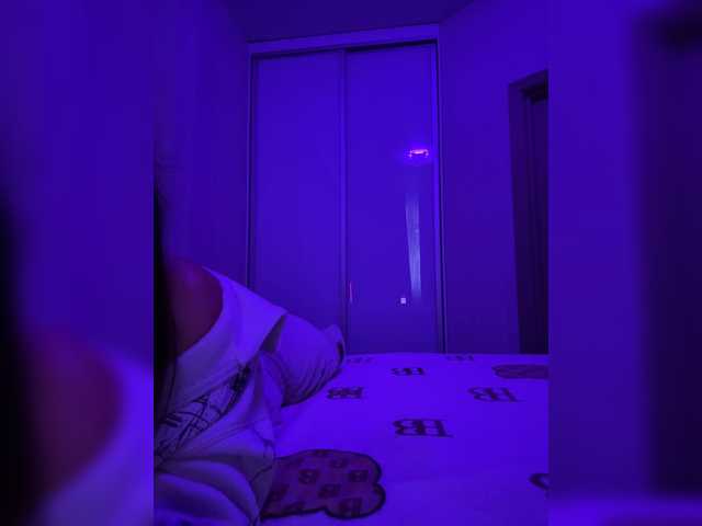 sweetkira25 live cam on BongaCams