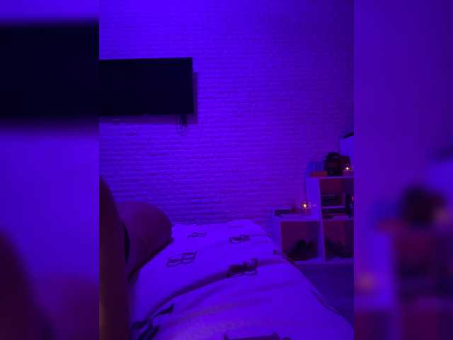 sweetkira25 live webcam show