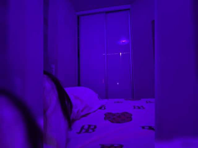 sweetkira25 live cam on BongaCams
