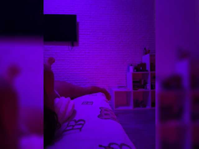 sweetkira25 live cam on BongaCams