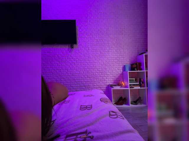 sweetkira25 live cam on BongaCams