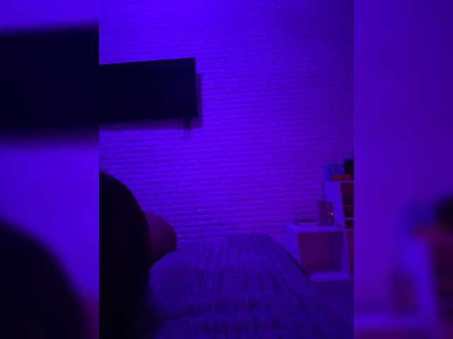 sweetkira25 live cam on BongaCams