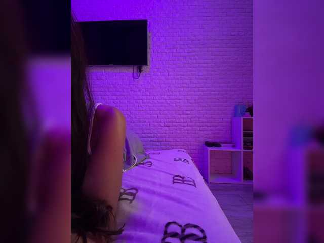 sweetkira25 live cam on BongaCams