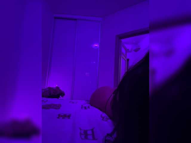 sweetkira25 live cam on BongaCams