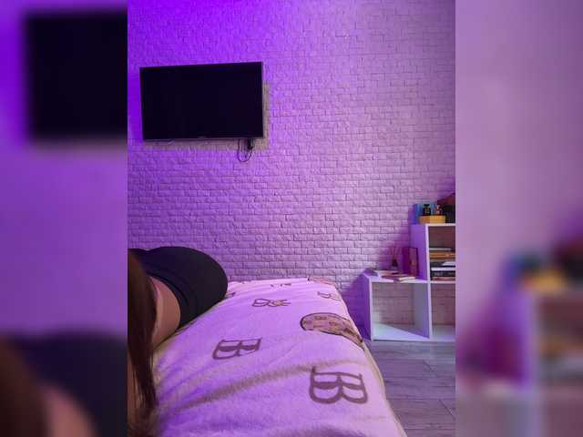 sweetkira25 live cam on BongaCams