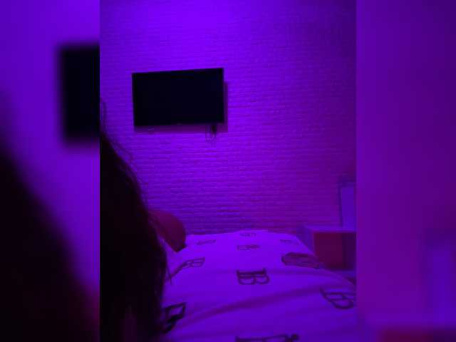 sweetkira25 live cam on BongaCams