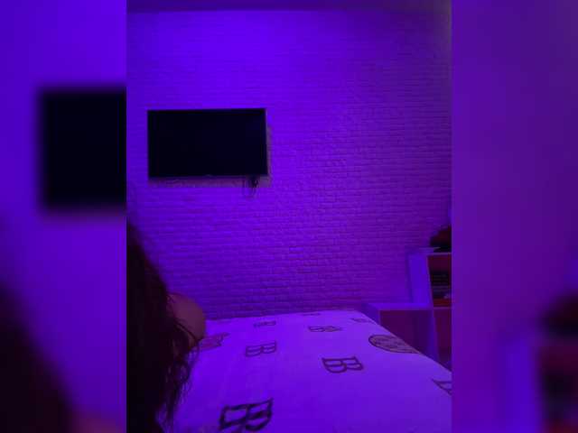 sweetkira25 live cam on BongaCams