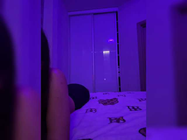 sweetkira25 live cam on BongaCams