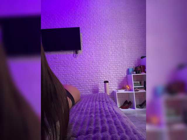 sweetkira25 live webcam show
