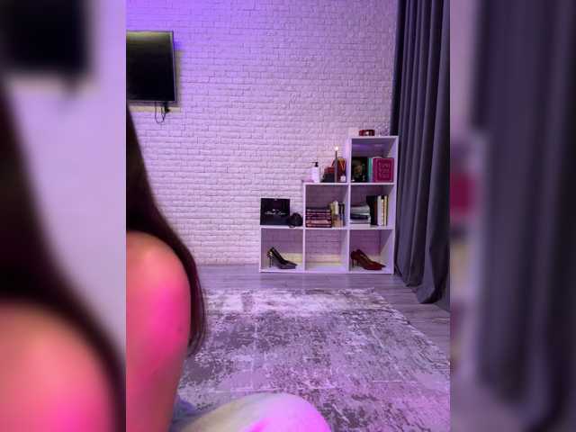 sweetkira25 live cam on BongaCams