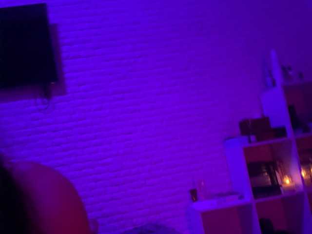 sweetkira25 live sex show