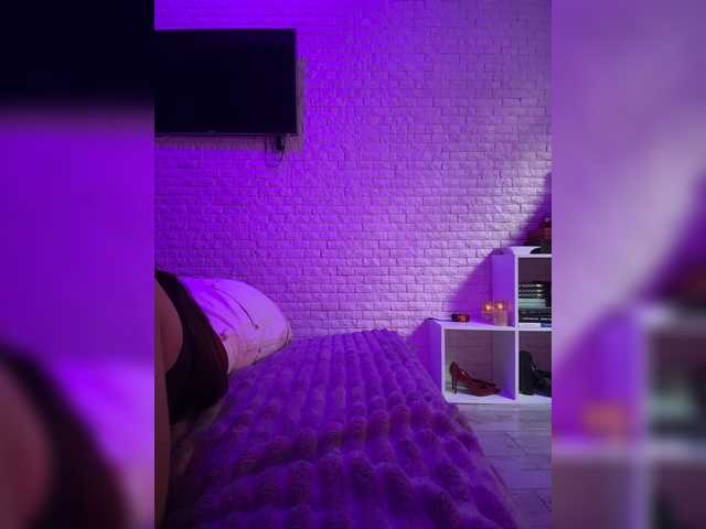 sweetkira25 live cam on BongaCams