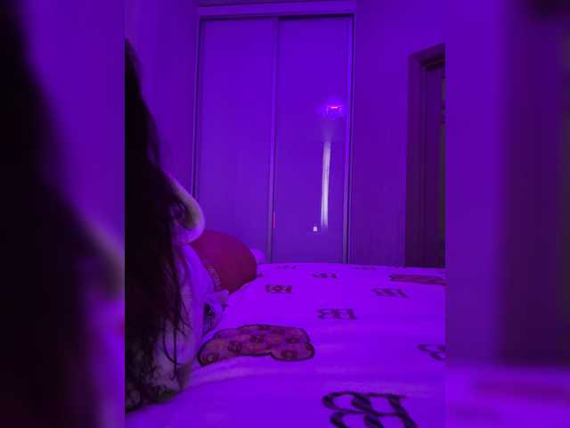 sweetkira25 live cam on BongaCams