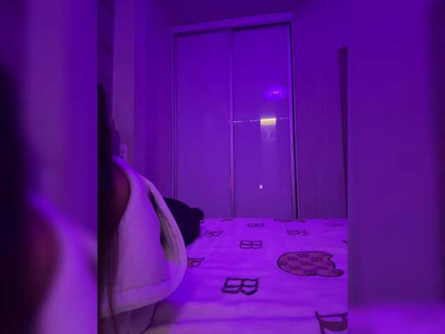 sweetkira25 live cam on BongaCams