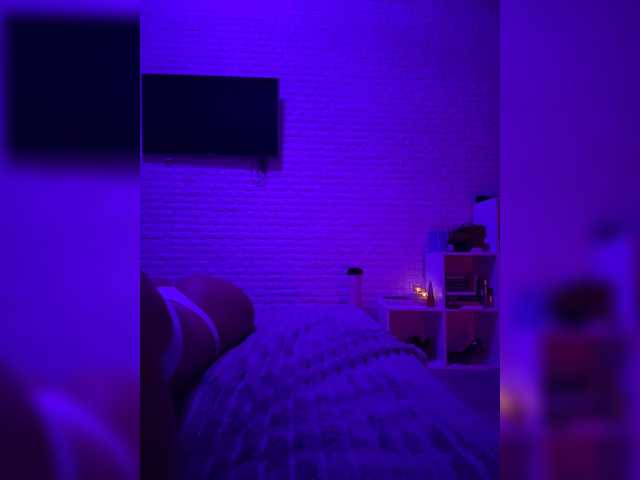sweetkira25 live cam on BongaCams