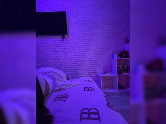sweetkira25 live cam on BongaCams