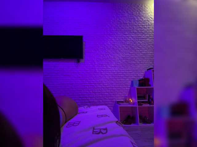 sweetkira25 live webcam show