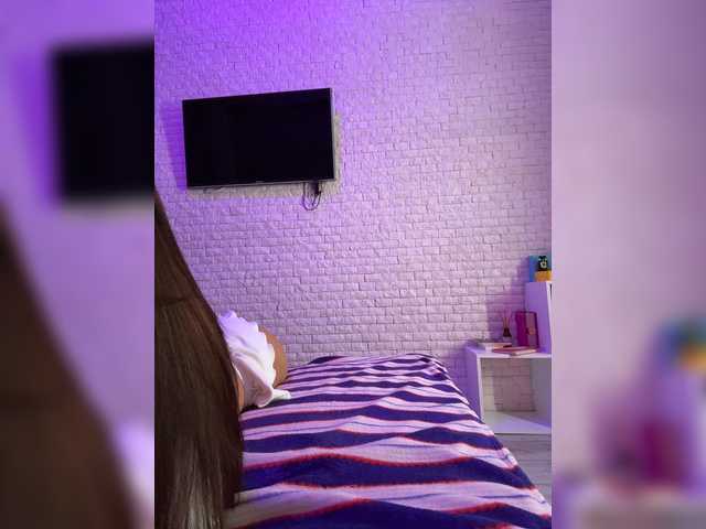 sweetkira25 live cam on BongaCams
