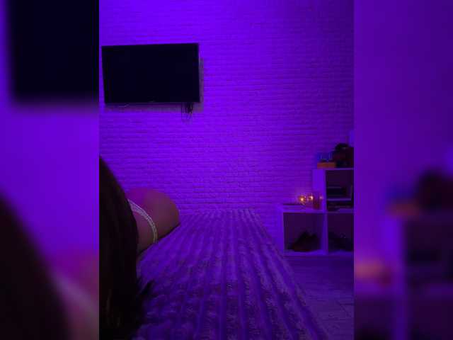 sweetkira25 live webcam show