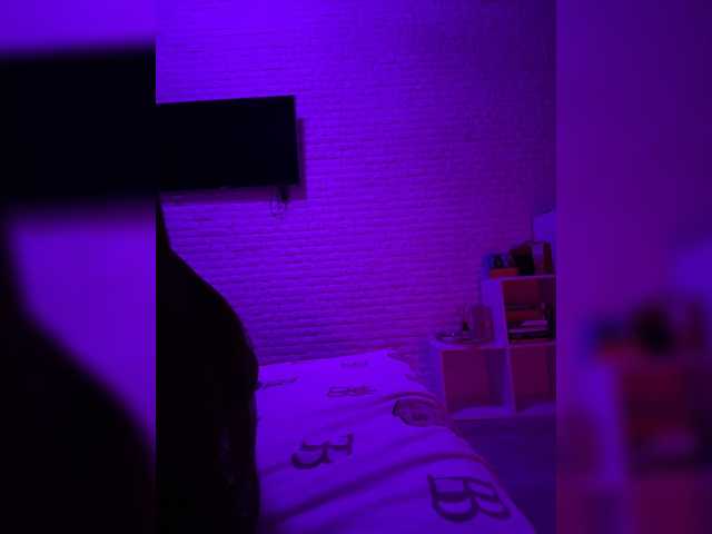 sweetkira25 live cam on BongaCams