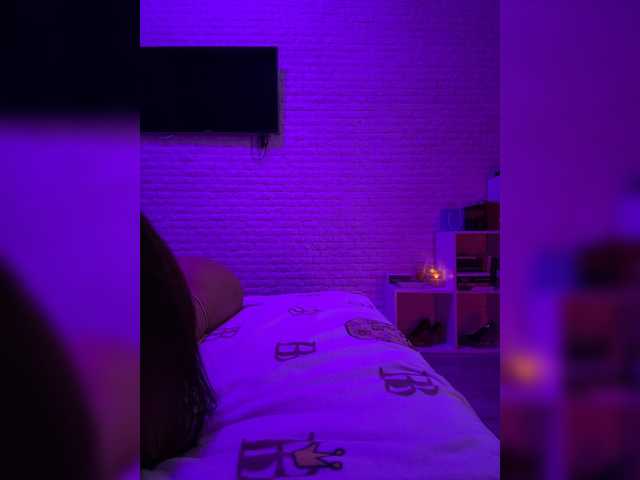 sweetkira25 live webcam show