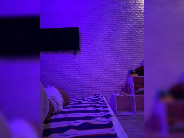 sweetkira25 live cam on BongaCams