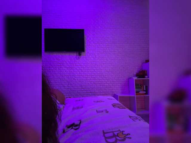sweetkira25 live cam on BongaCams