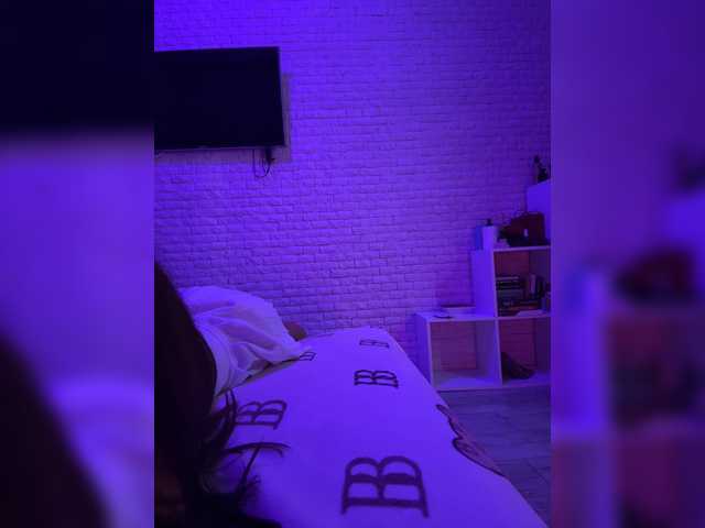 sweetkira25 live sex show