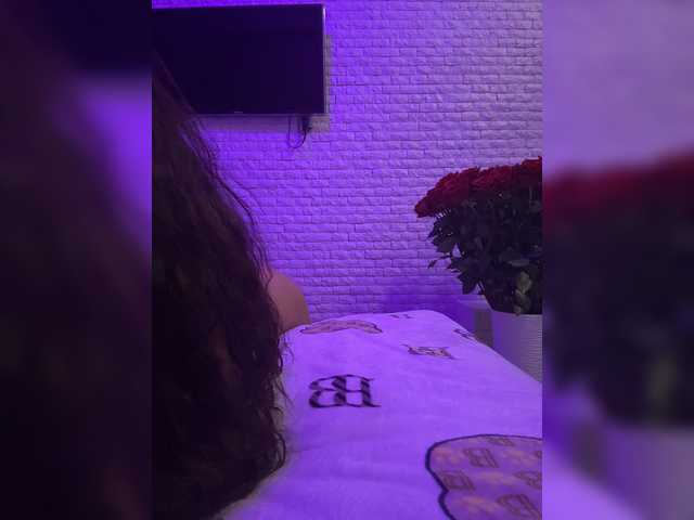 sweetkira25 live cam on BongaCams