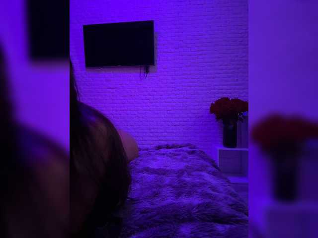 sweetkira25 live cam on BongaCams