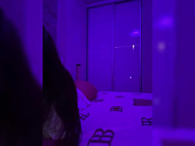 sweetkira25 live cam on BongaCams