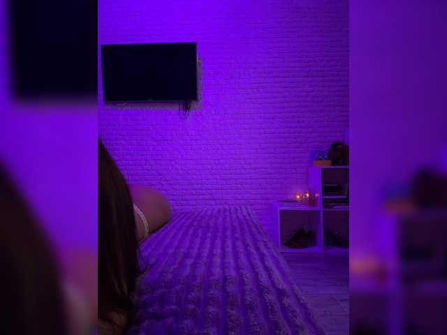 sweetkira25 live webcam show
