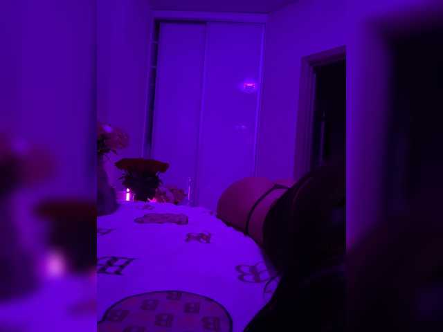 sweetkira25 live cam on BongaCams