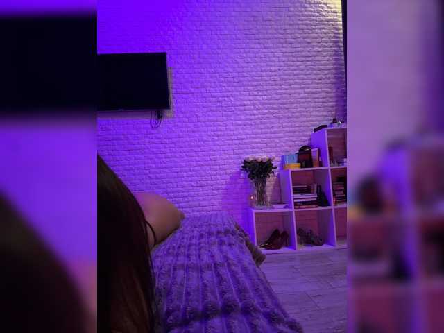 sweetkira25 live cam on BongaCams