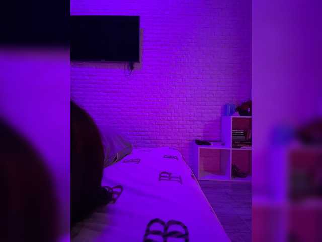 sweetkira25 live cam on BongaCams