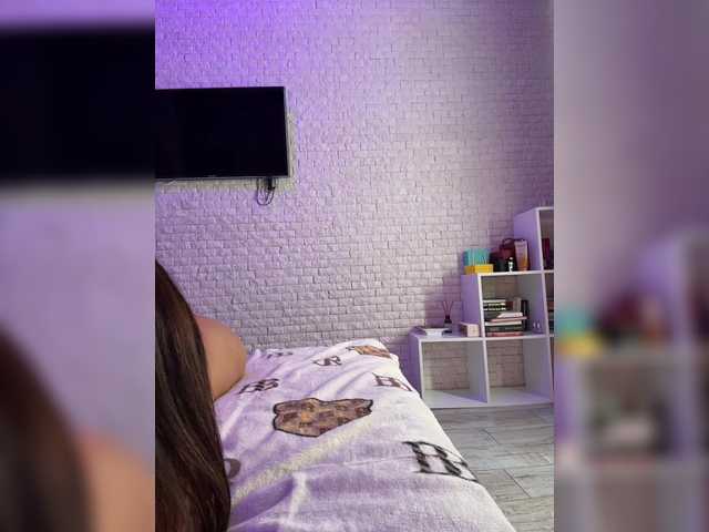 sweetkira25 live cam on BongaCams