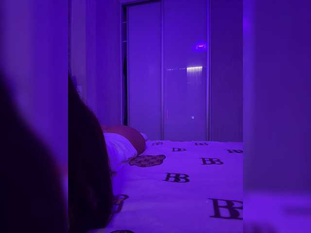 sweetkira25 live cam on BongaCams
