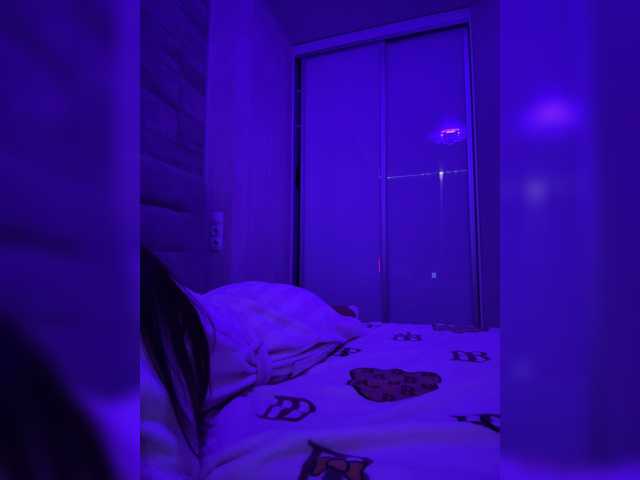 sweetkira25, live now on BongaCams