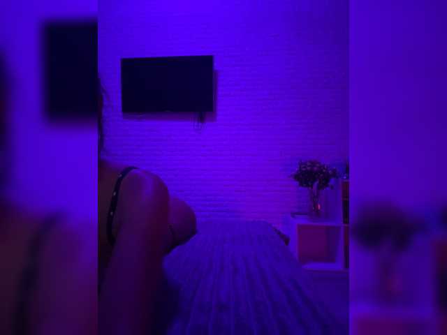 sweetkira25 live cam on BongaCams